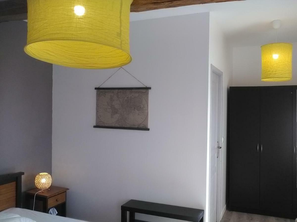 A Deux Pas Du Rheby Hotel Villebois Ngoại thất bức ảnh